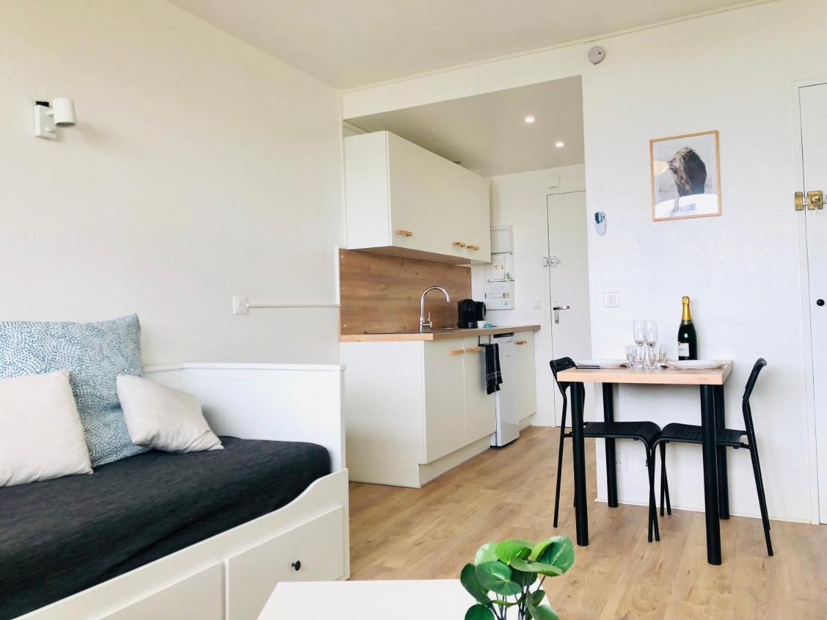 Superbe Appartement Front De Mer Villeneuve-Loubet Esterno foto